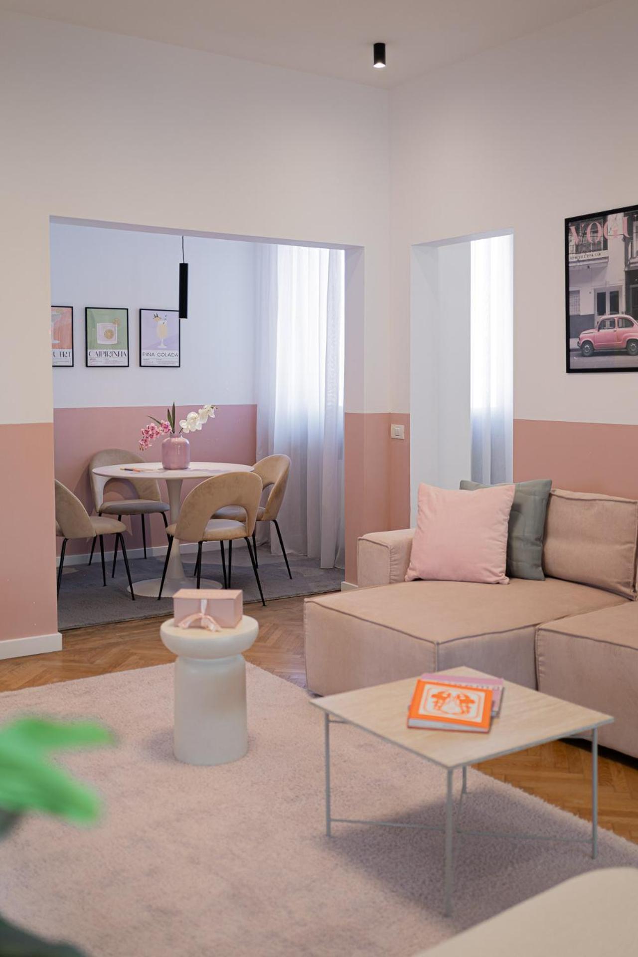 Vibrant & Spacious 3br Lofts On Amzei Square Bukarest