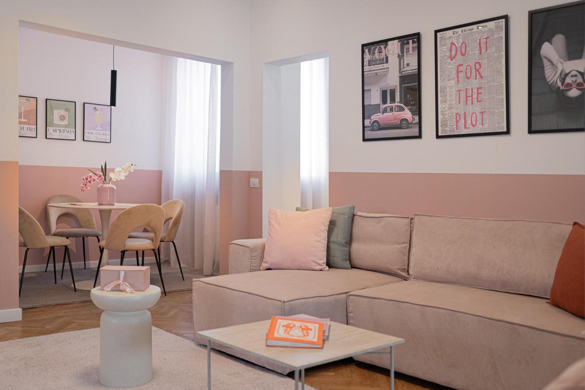 Apartment Vibrant & Spacious 3br Lofts On Amzei Square